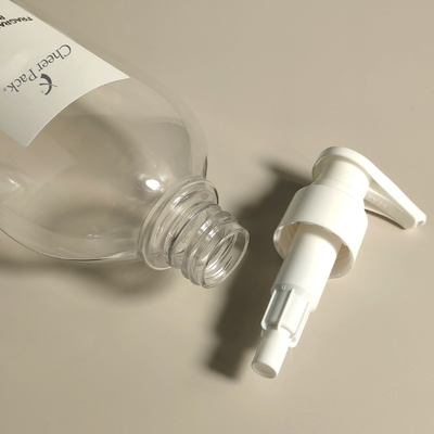 Luxo PET plástico 300ml garrafas de bomba Branco Transparente Preto para Shampoo Conditioner Loção Limpeza Facial Embalagem