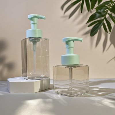 Bottle de bomba de loção cosmética quadrada com material PET e bomba de pressão para embalagens de cuidados com a pele