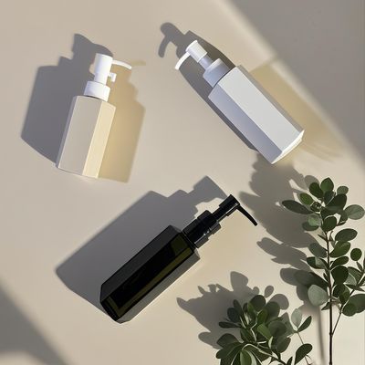 Garrafa hexagonal de plástico PET de corpo reto com vedação de bomba de pressão para loção ou shampoo cosmético em 120ml 150ml 200ml Capacidade